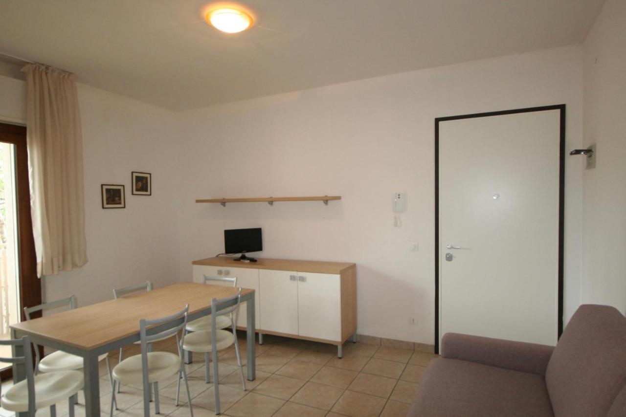 Ba- Tintoretto Apartments - Lignano Sabbiadoro Extérieur photo